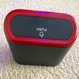 Mini car trashcan